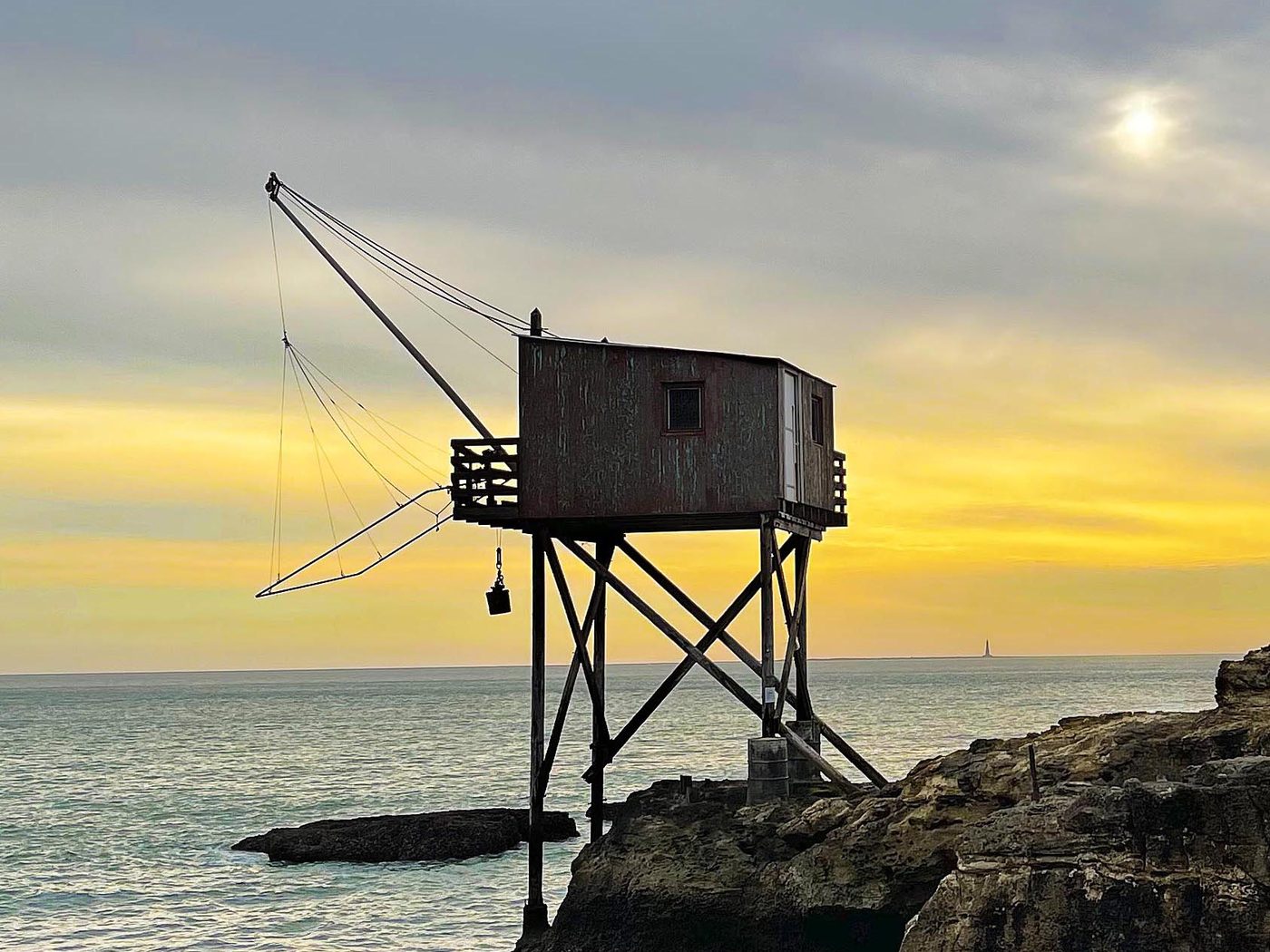 Carrelets de pêche sur pilotis en Charente-Maritime
