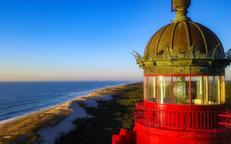 Phare de la Coubre menacé par l'érosion côtière